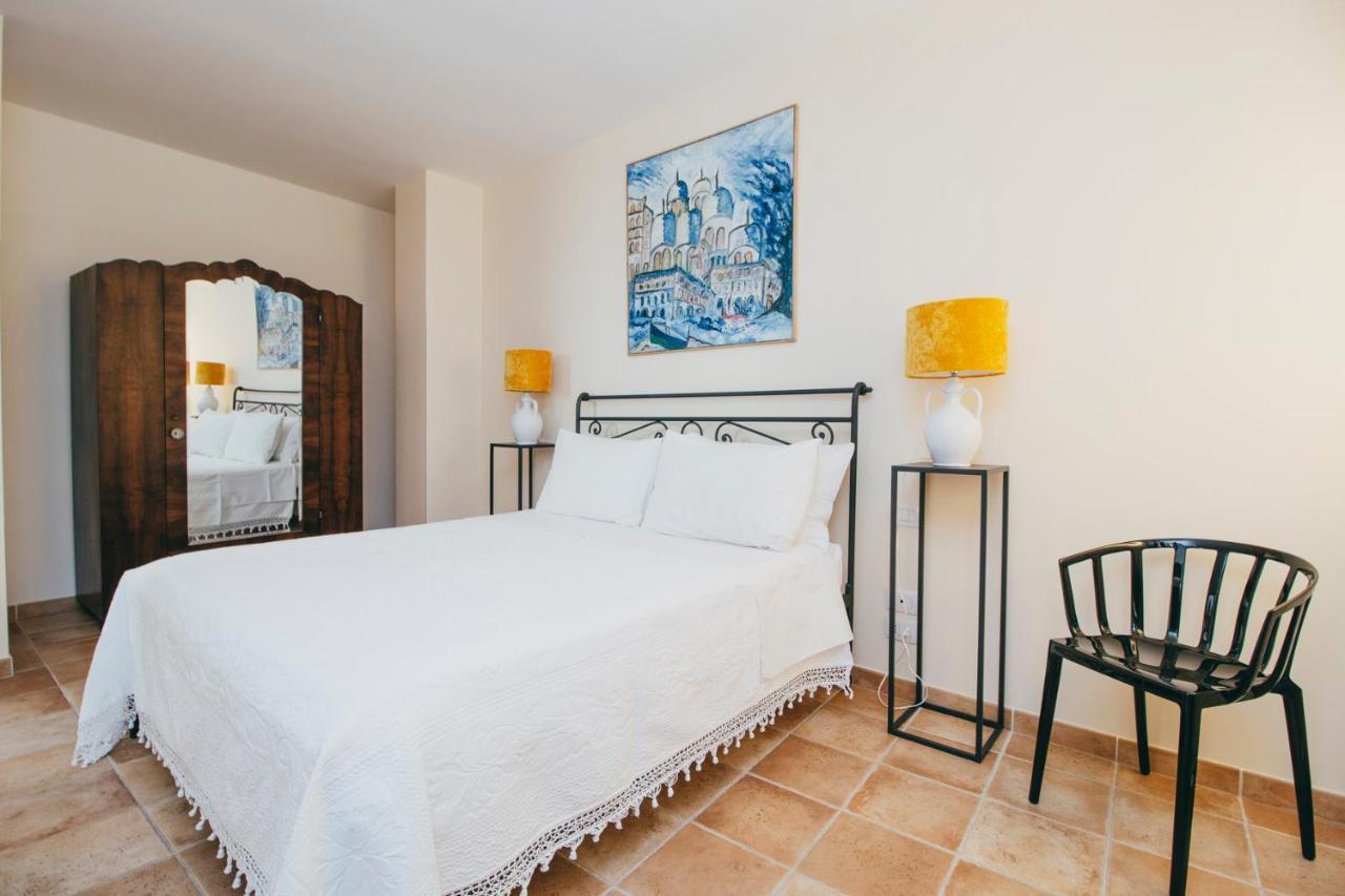 Conte Orsini Apartment Конверсано Экстерьер фото