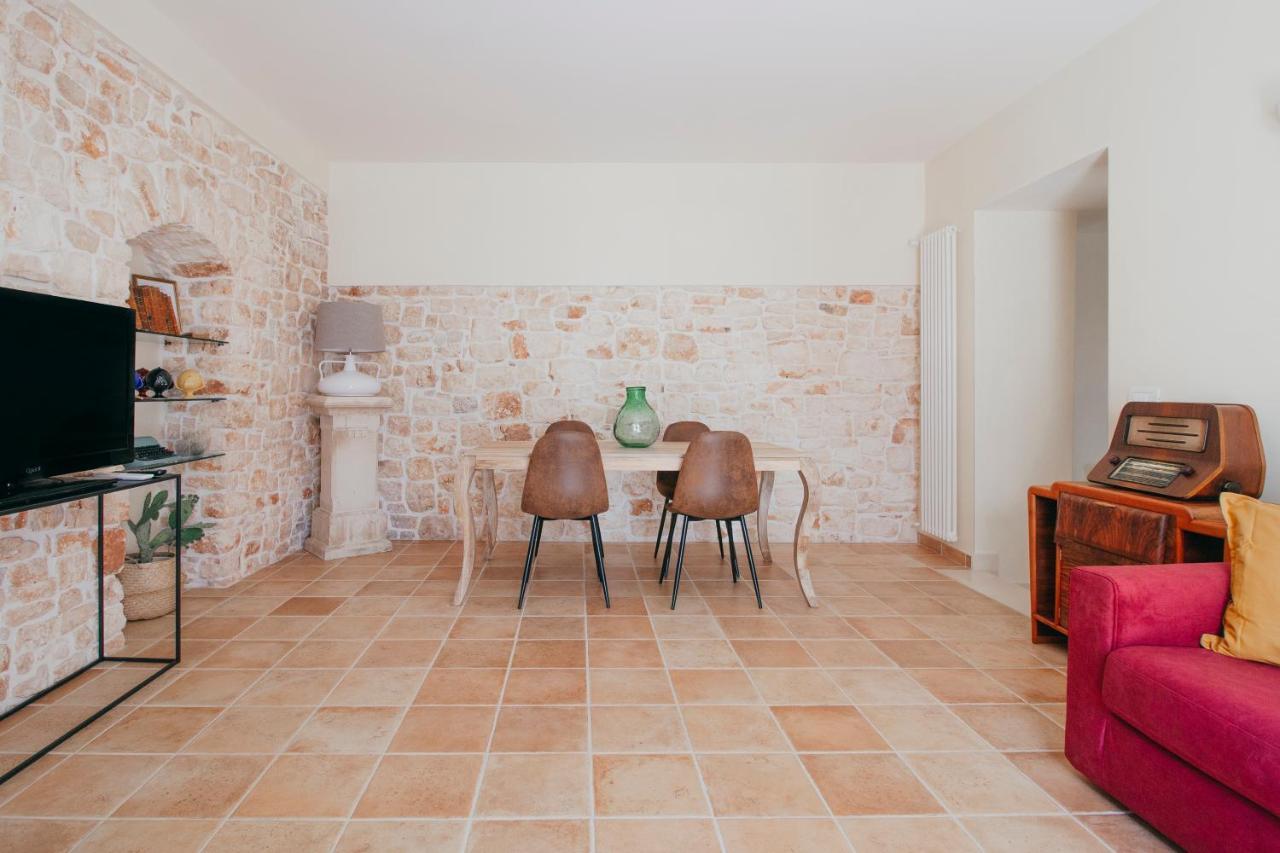 Conte Orsini Apartment Конверсано Экстерьер фото